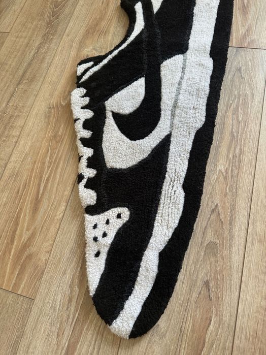 Килим Nike- the rug company