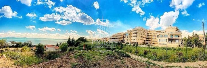 апартамент 1ва линия Сарафово