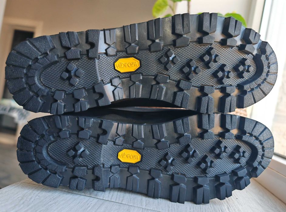 Ghete de munte Lowa Gtx 39