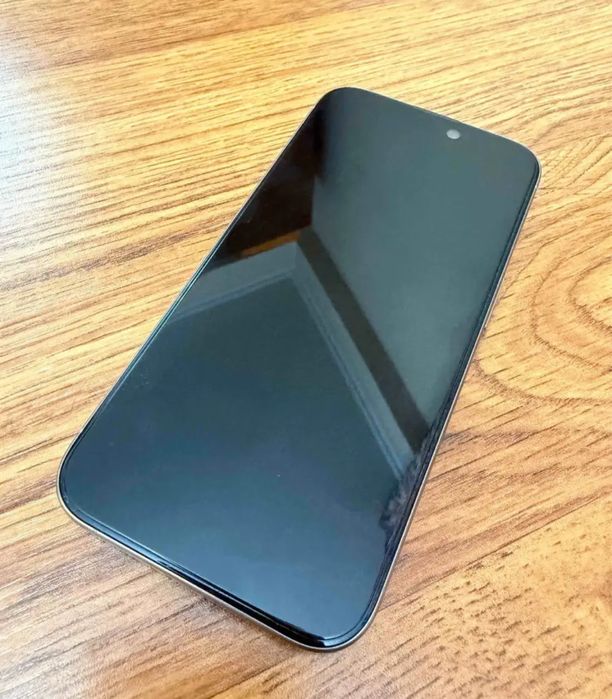 Iphone 15 Pro в идеальном состоянии