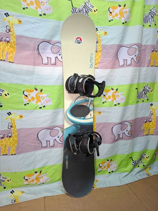 Placa snowboard Burton Cruzer 140 cm cu legaturi Burton incluse