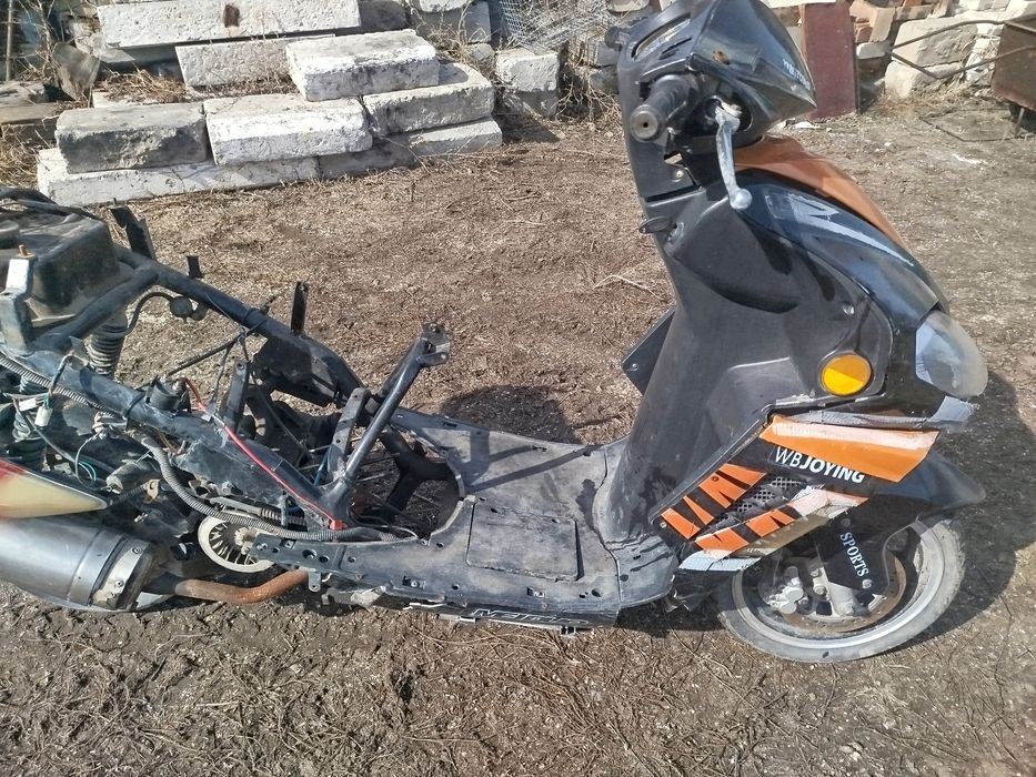 Продам скутер Peda sky r5