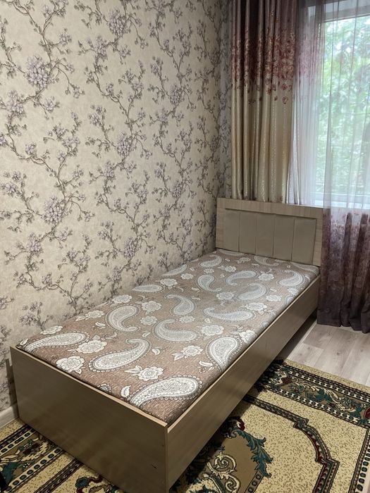 Кровать односпальная
