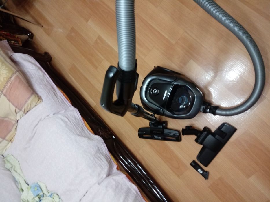 Продам пылесос Samsung