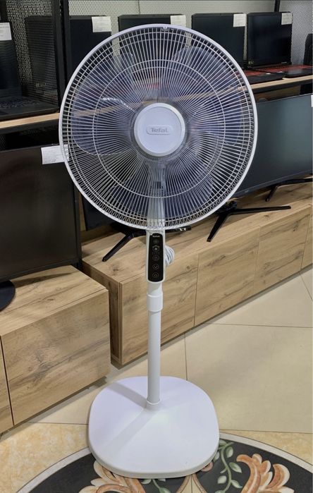Напольный вентилятор Tefal VF4440