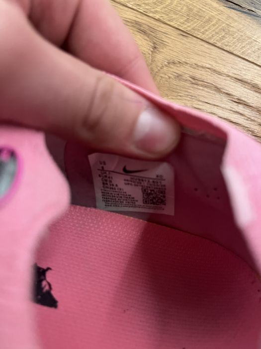 Ghete de fotbal nike air max roz