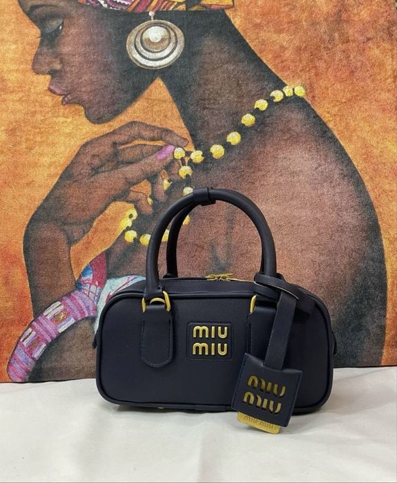 Дамска чанта Miu Miu