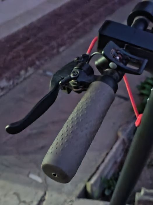 Xiaomi m1, электросамокат, б/у в хорошем состоянии