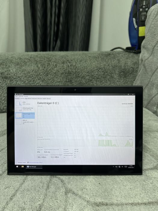 Vând Laptop 2 in 1 Lenovo IdeaPad Duet 3