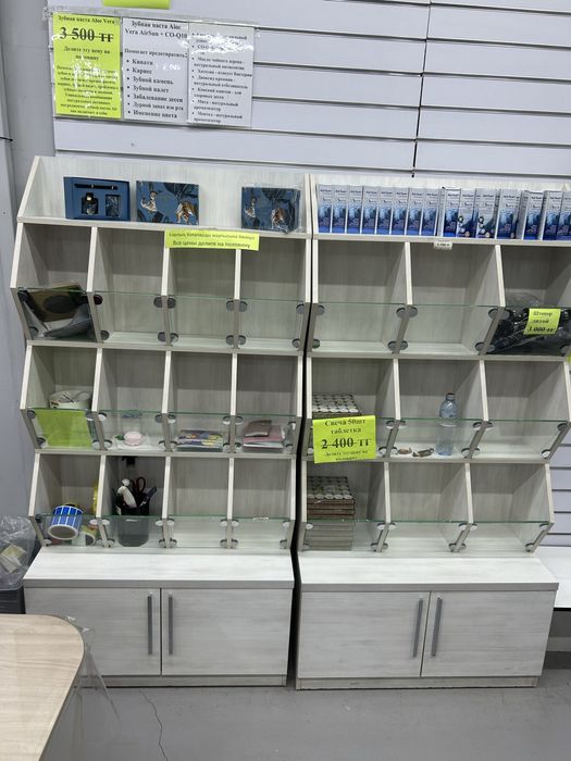 Стеллаж с ячейками