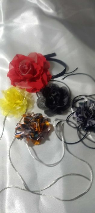 Брошь цветок из ткани