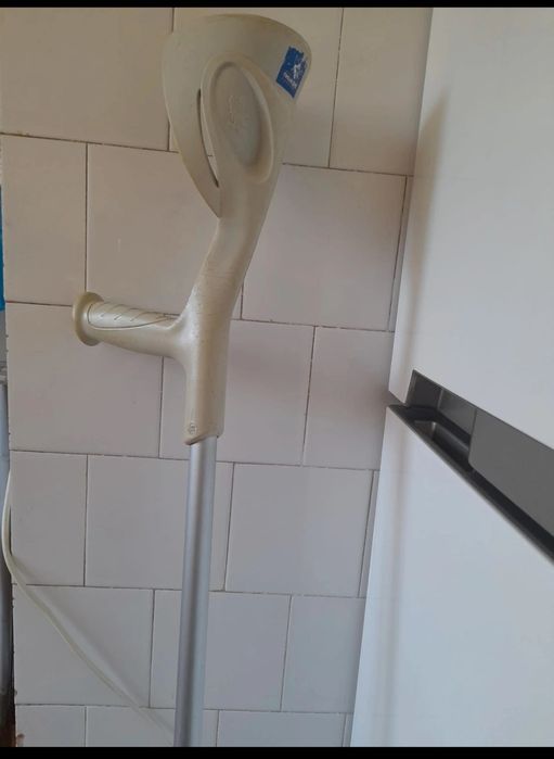 Baston/carja pentru antebraț