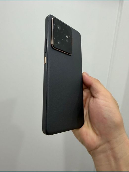 Продам смартфон Realme GT7 12/256