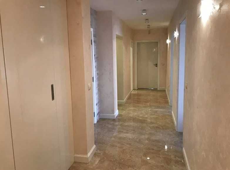 Дава се под наем Многостаен апартамент в Бургас, Сарафово - 315 кв.м за 1096.5 € - Снимка #4