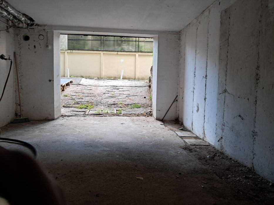 Vand garaj Ion Mihalache 321, 18 mp