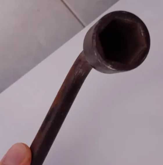 Оригинален ключ за гуми Мерцедес - 19ка