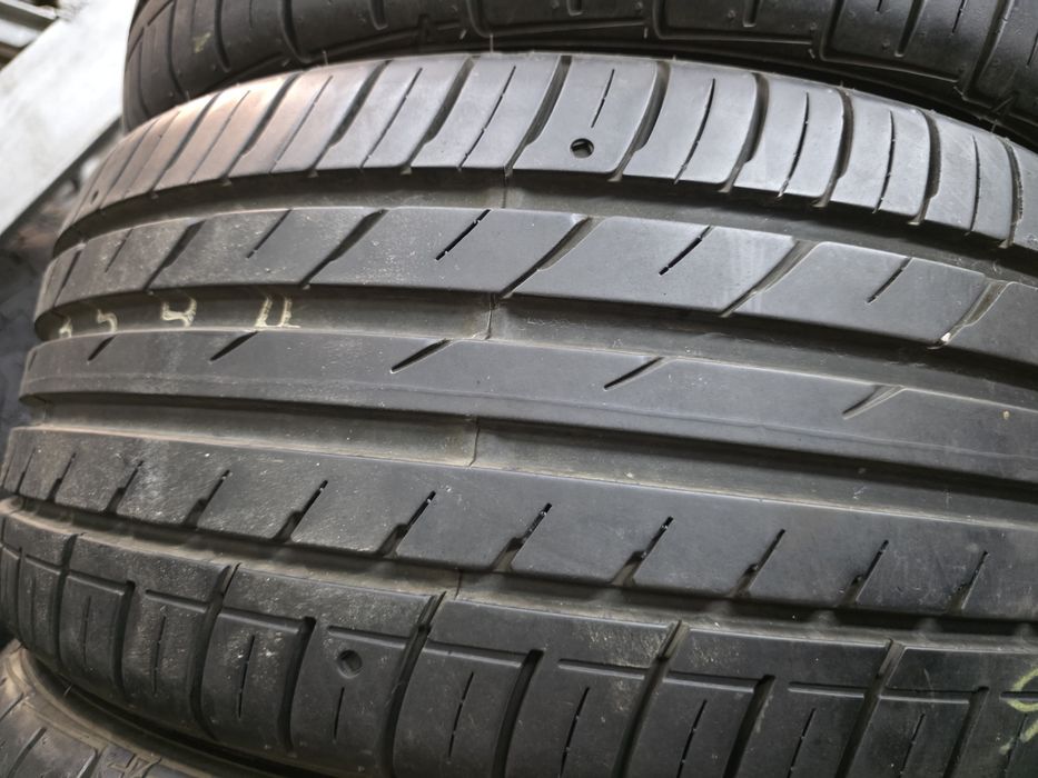 4бр Летни гуми 215 40 16 - Falken -