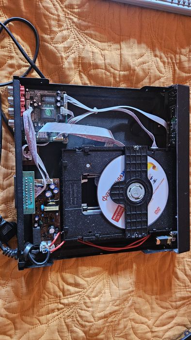 DVD , модел Neo DVD-E70