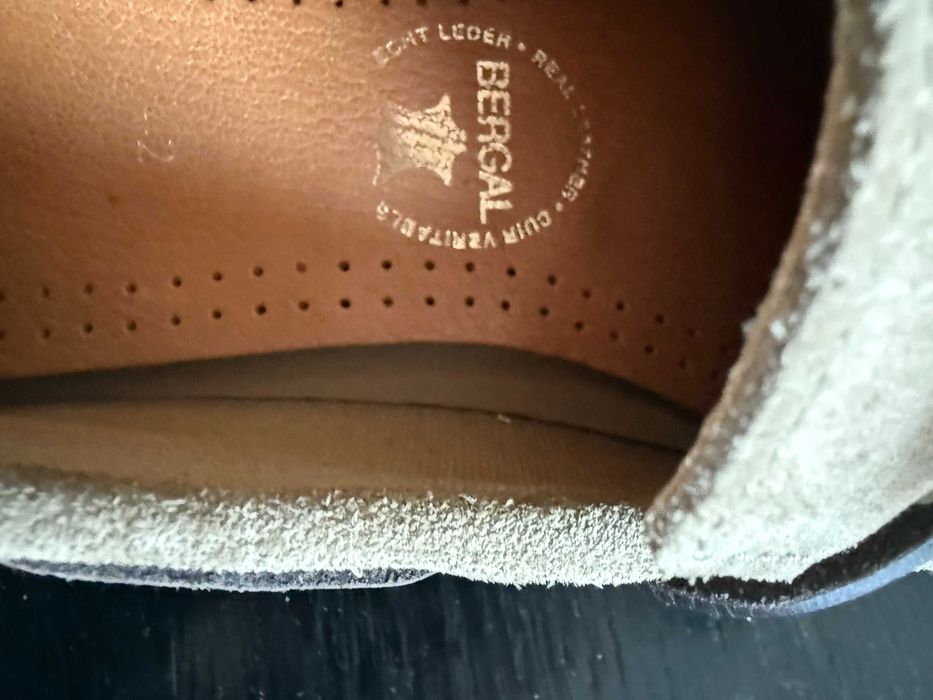 Mocasini barbati din piele intoarsa naturala bej, cu siret, nr 42,noi