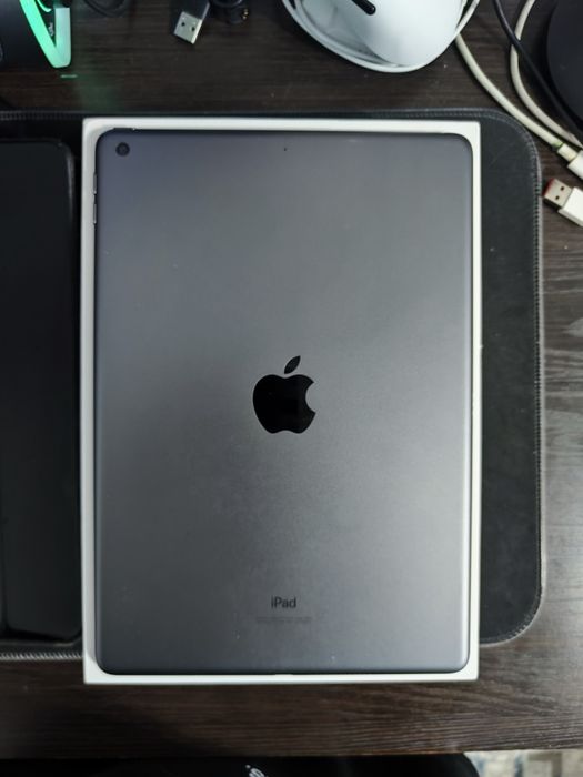 Продам Apple Ipad 9