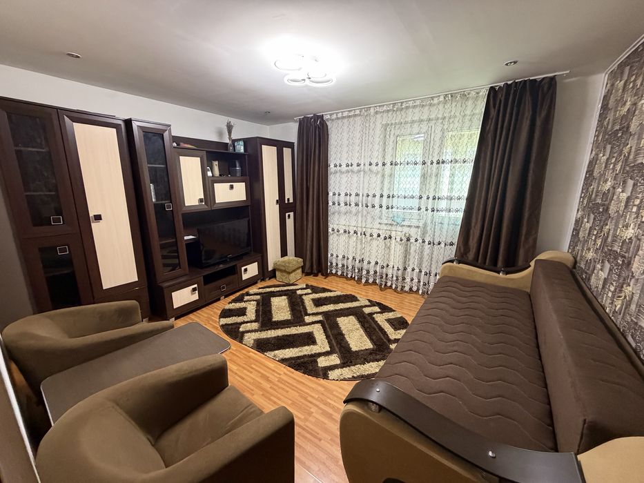 Apartament 2 camere semidecomandat