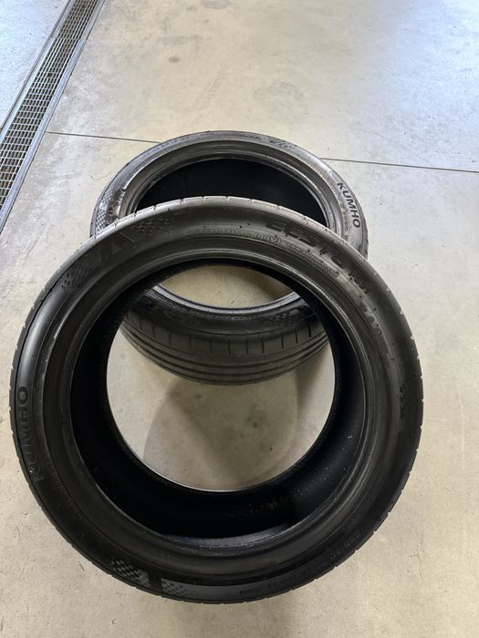 Vand 2 anvelope 225/45R18 + 2 anvelope 255/40 R18