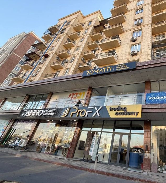 Коммерческое помещение 88 квм. Вдоль дороги. Паркентский