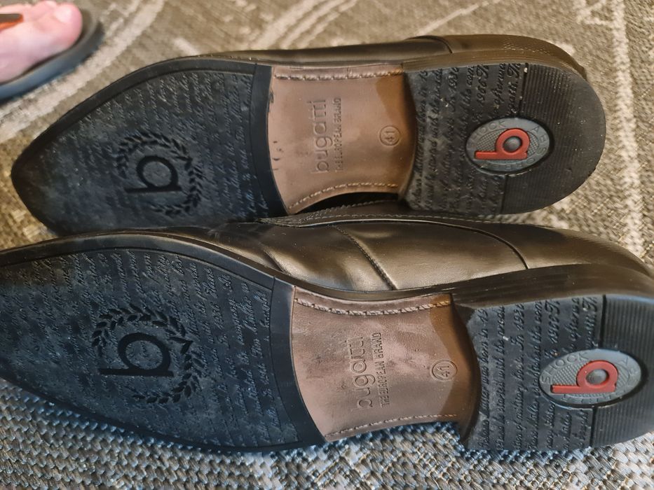 Pantofi Bugatti marime 41