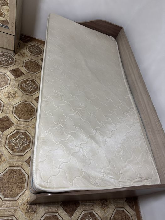 Продам матрасы 2шт