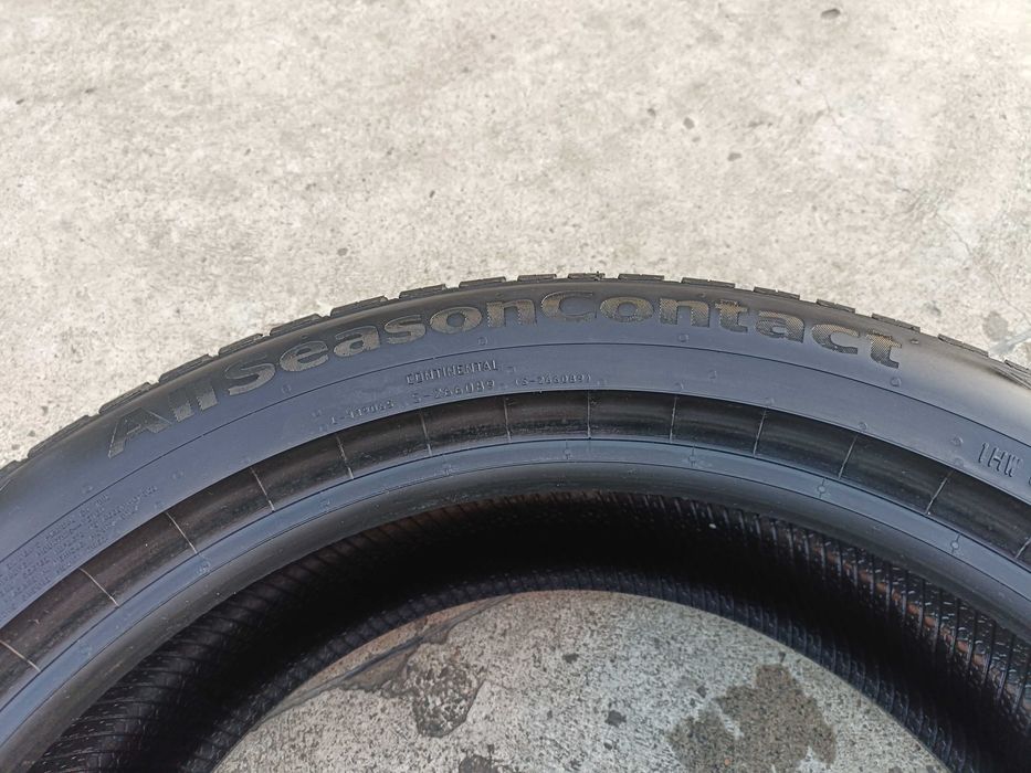 O anvelopa 215 50 18 Continental AllSeason profil 7,8 mm dot 2022