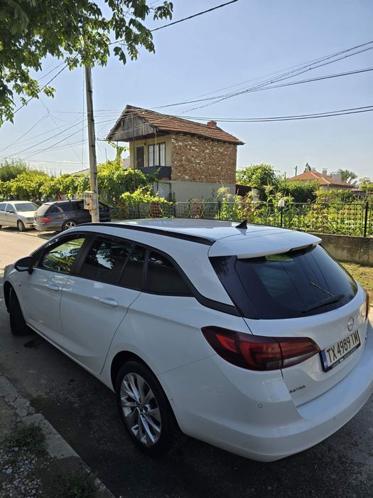 Opel Astra  k 1.4 cng 2019г.