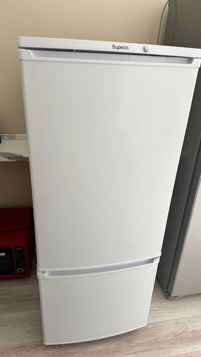 Холодильник 2х камерный