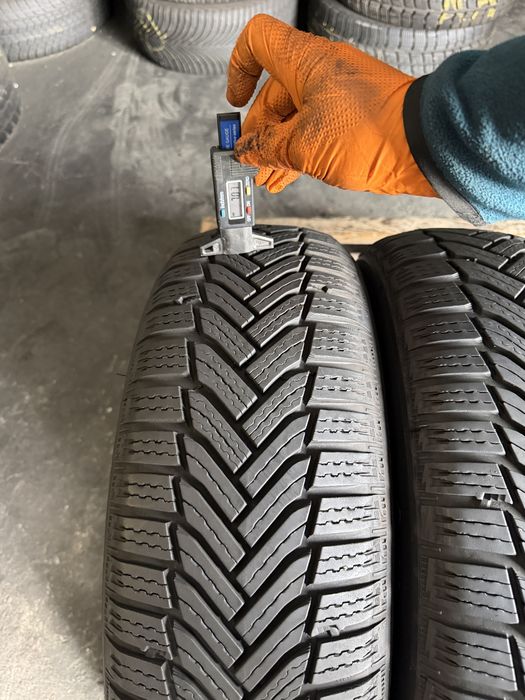 4 anvelope iarna ca NOI 185/65/15 , Michelin , 7.8 mm !