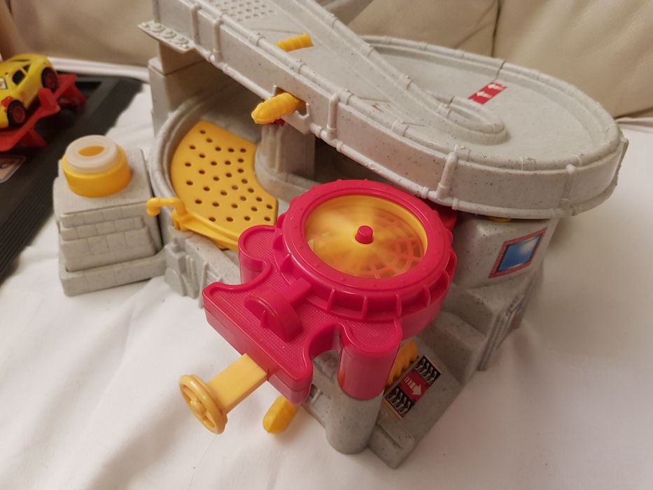 Две ретро писти за колички