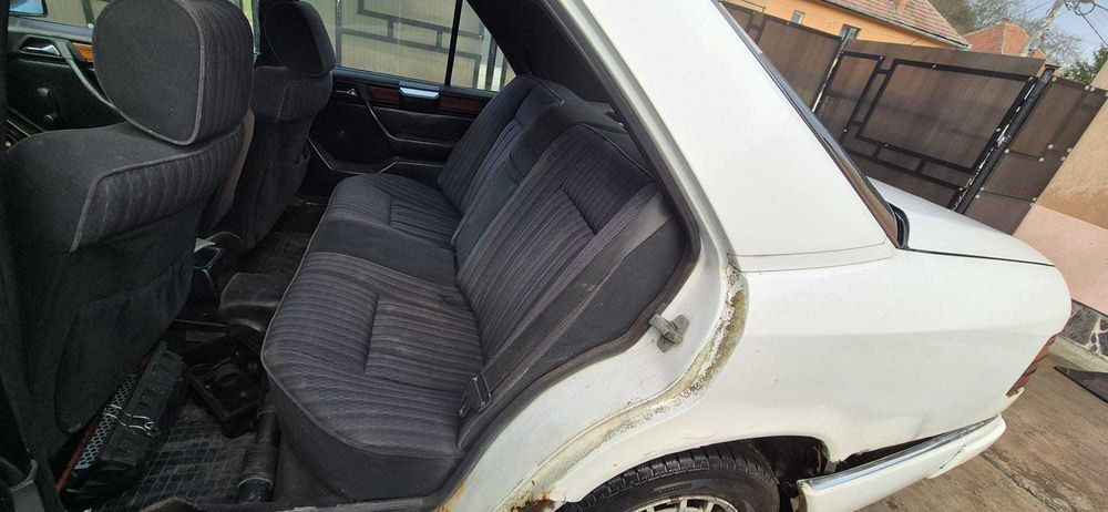 Piese Mercedes w124 200 Diesel, dezmembrari mercedes w124 2litri