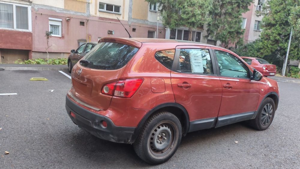 Nissan Qashqai J10
