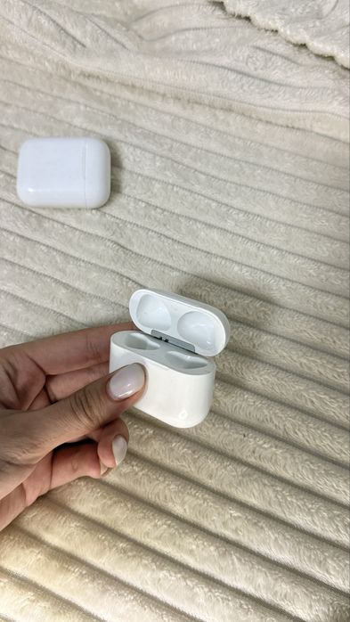 Кейс airpods 3 оригинал