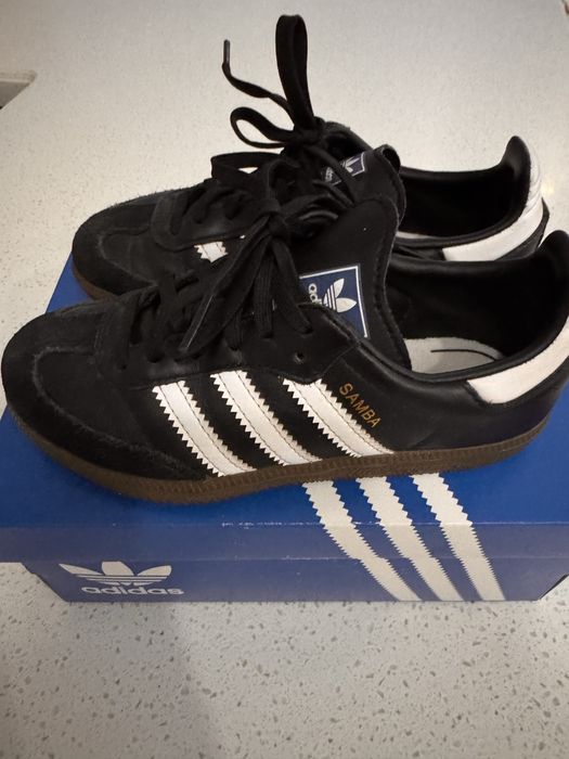 Кроссовки адидас оригинал