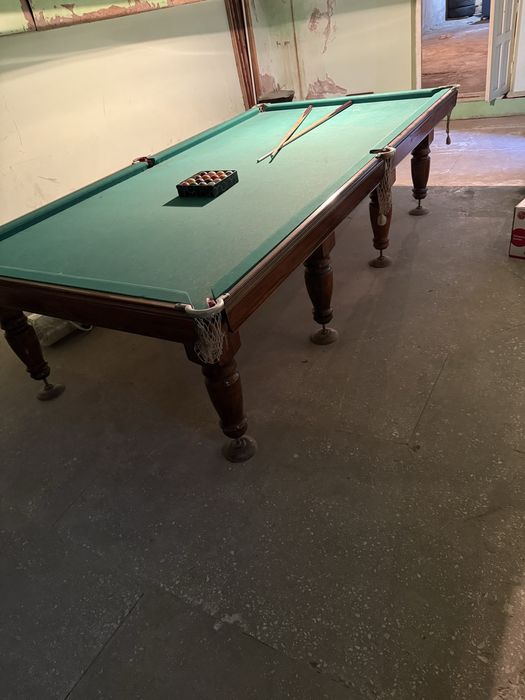 Billiard. Holati yaxshi.