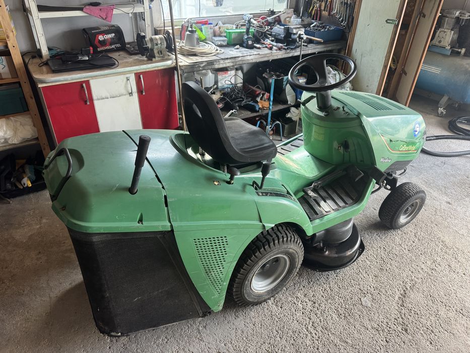 Tractoras gazon 12 cai