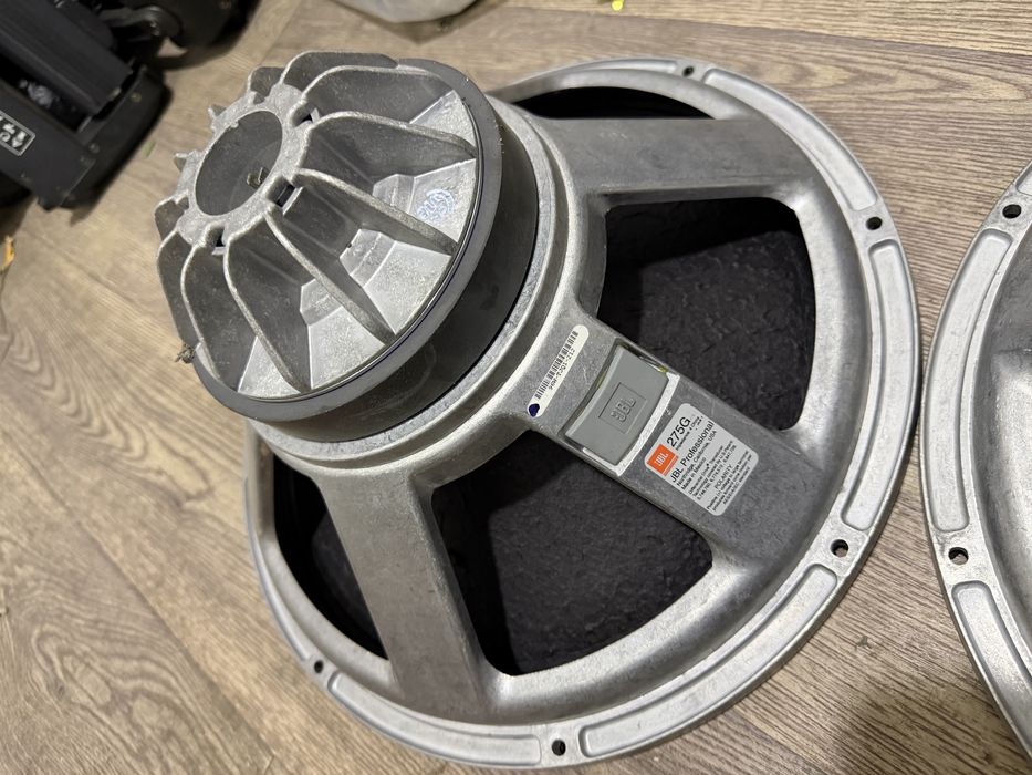 JBL калонка модел 275G