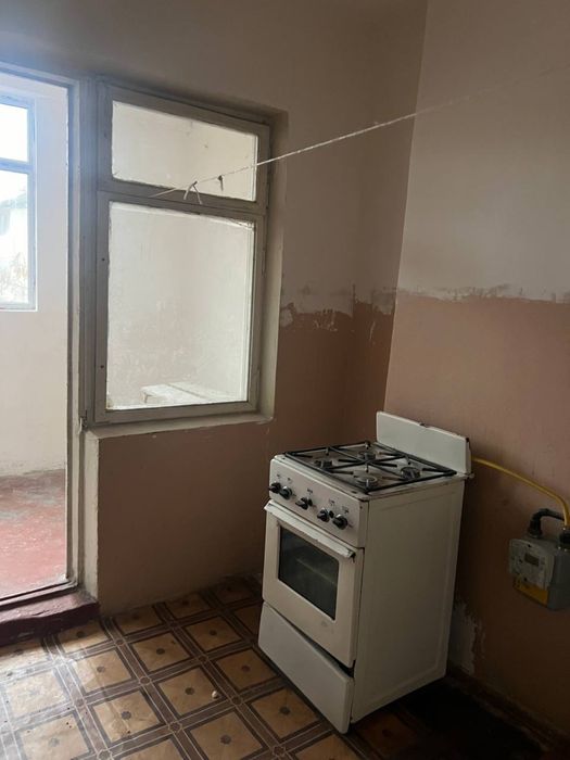 2xonali kvartira sotiladi