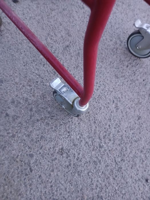 Тоалетен стол.ролатор