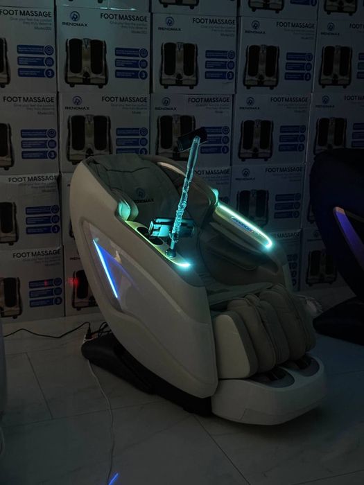 Массажное кресло Renomax 2026 R-012 бежевое