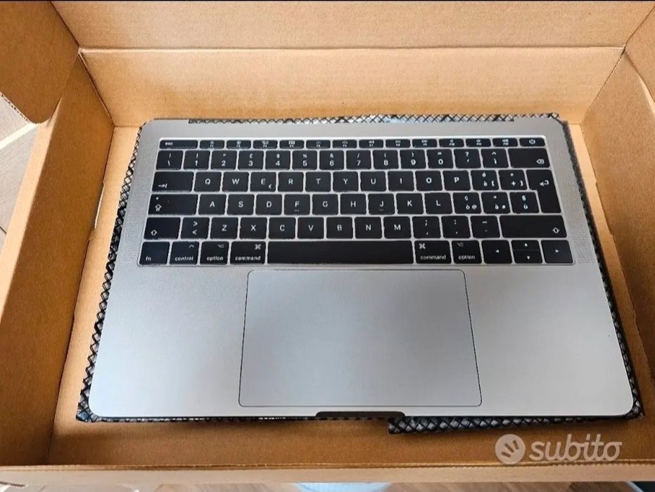 Carcasa aluminiu MacBook Air + tastatura + baterie