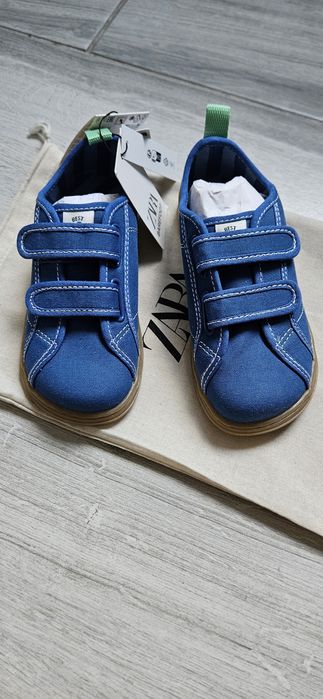 Adidasi baieti Zara 29
