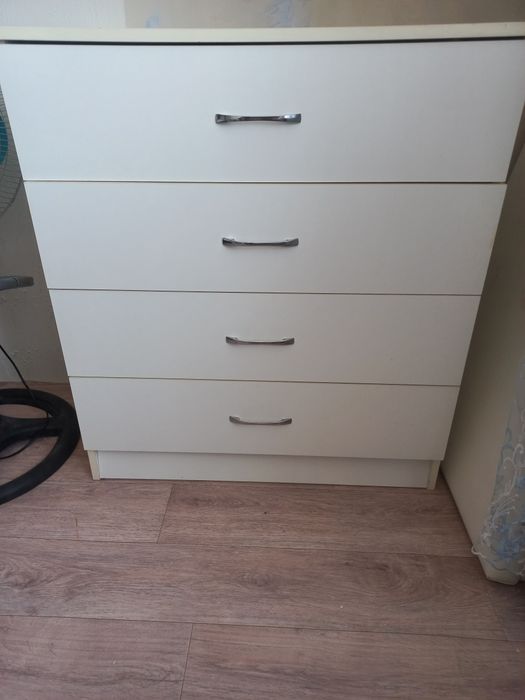 Продам Комод Бельевой