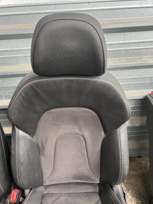 Салон за Ауди AUDI A5 4 врати кожа+плат Алкантар Ел. Рекаро 313