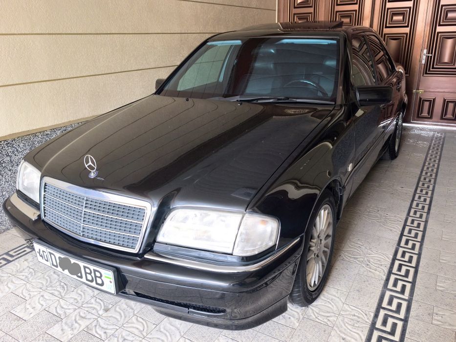 Мерседес 202 рестайлинг 112 3.2 обйом