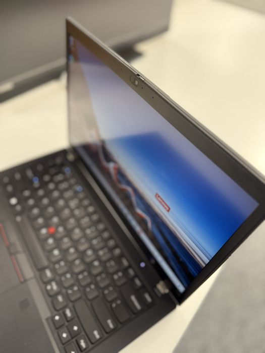 ThinkPad T14 Gen 2i IMPECABIL – i7, 16GB RAM, 1TB SSD, baterie 58 cicluri